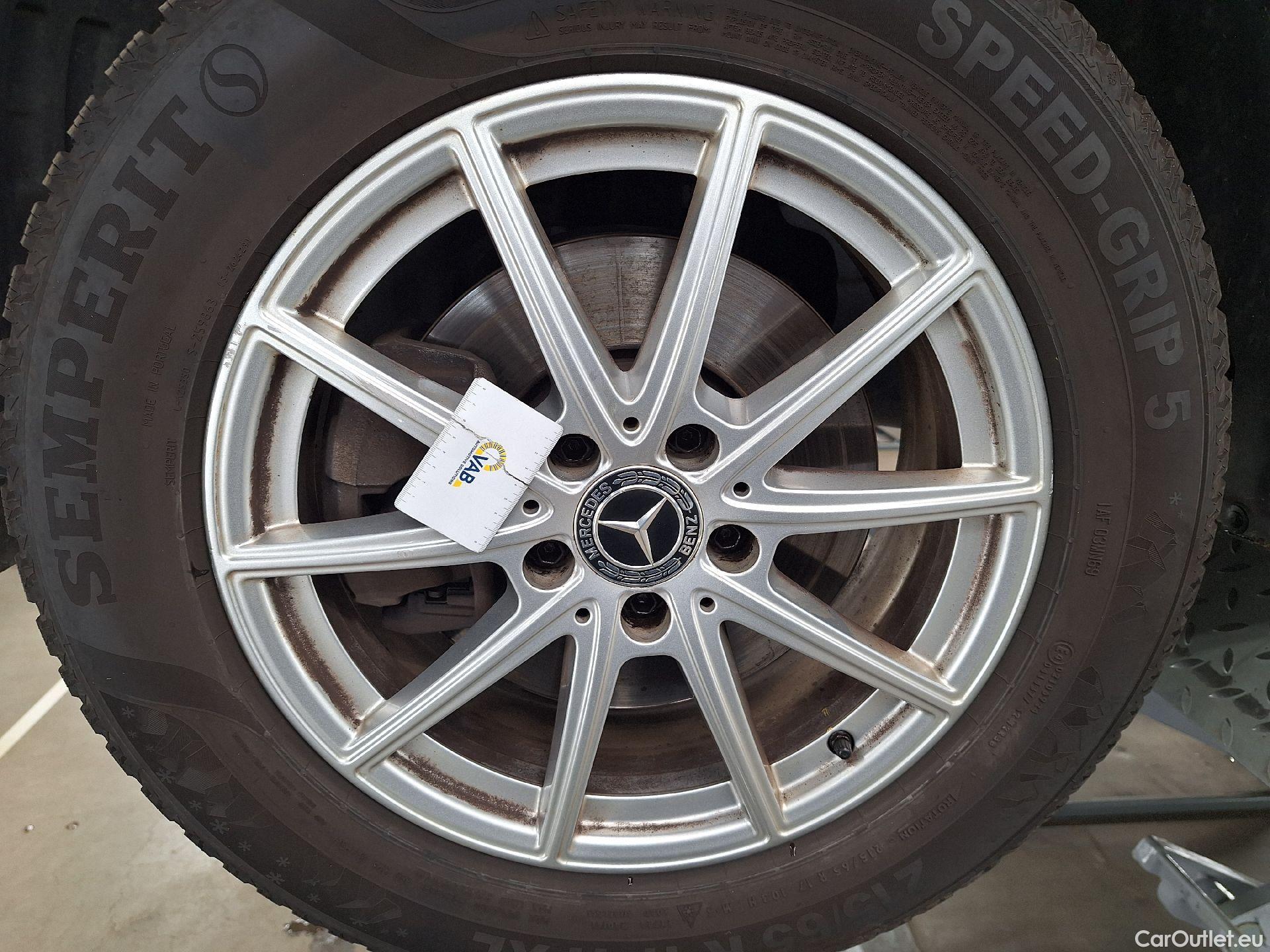  Mercedes  GLB Mercedes,  '19, Mercedes-Benz   180 d Business Solution 5d #19
