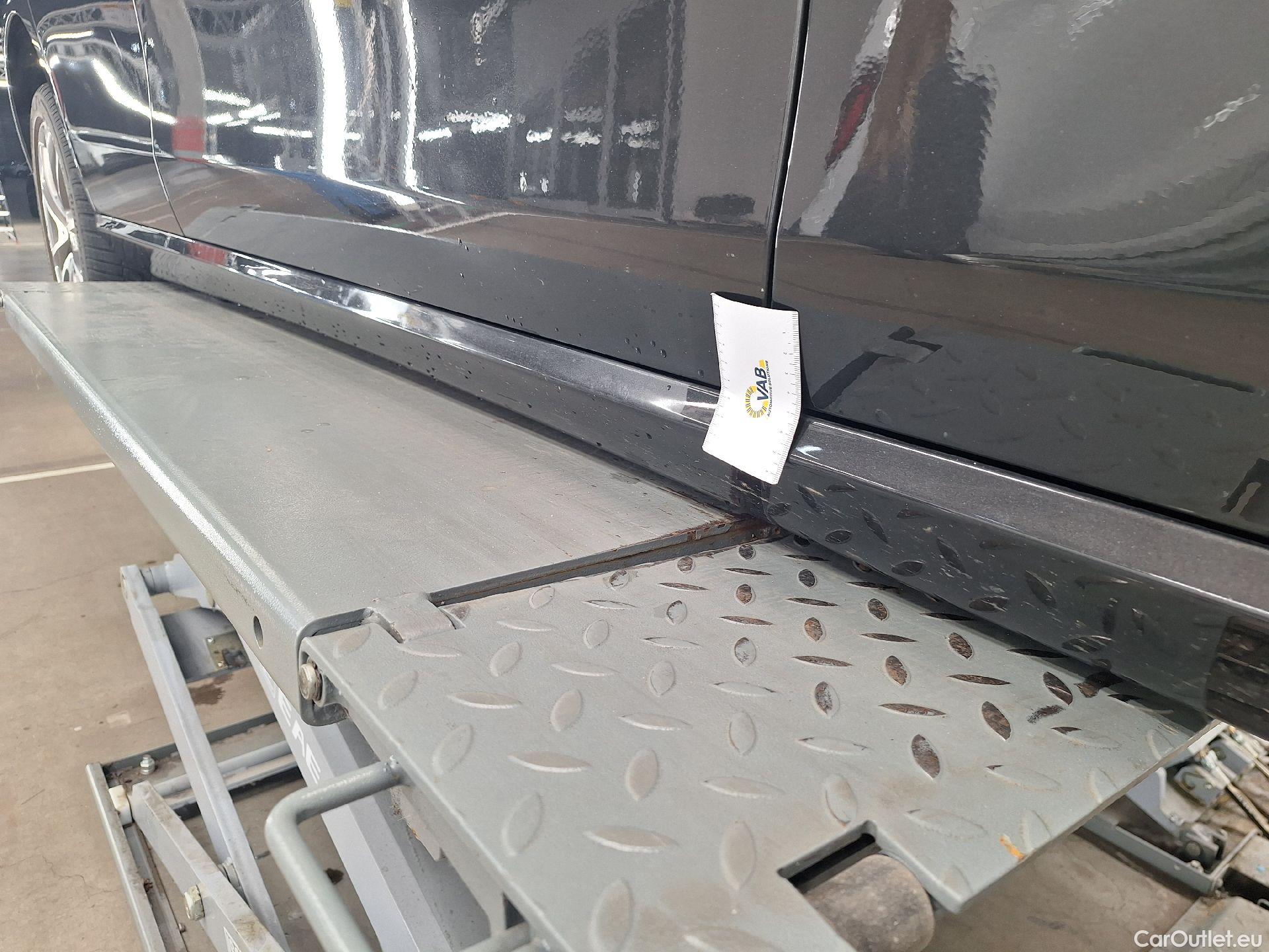  Mercedes  E-Klasse Mercedes, E-Class Break FL'20, Mercedes-Benz  Break E 220d Business Solut #13