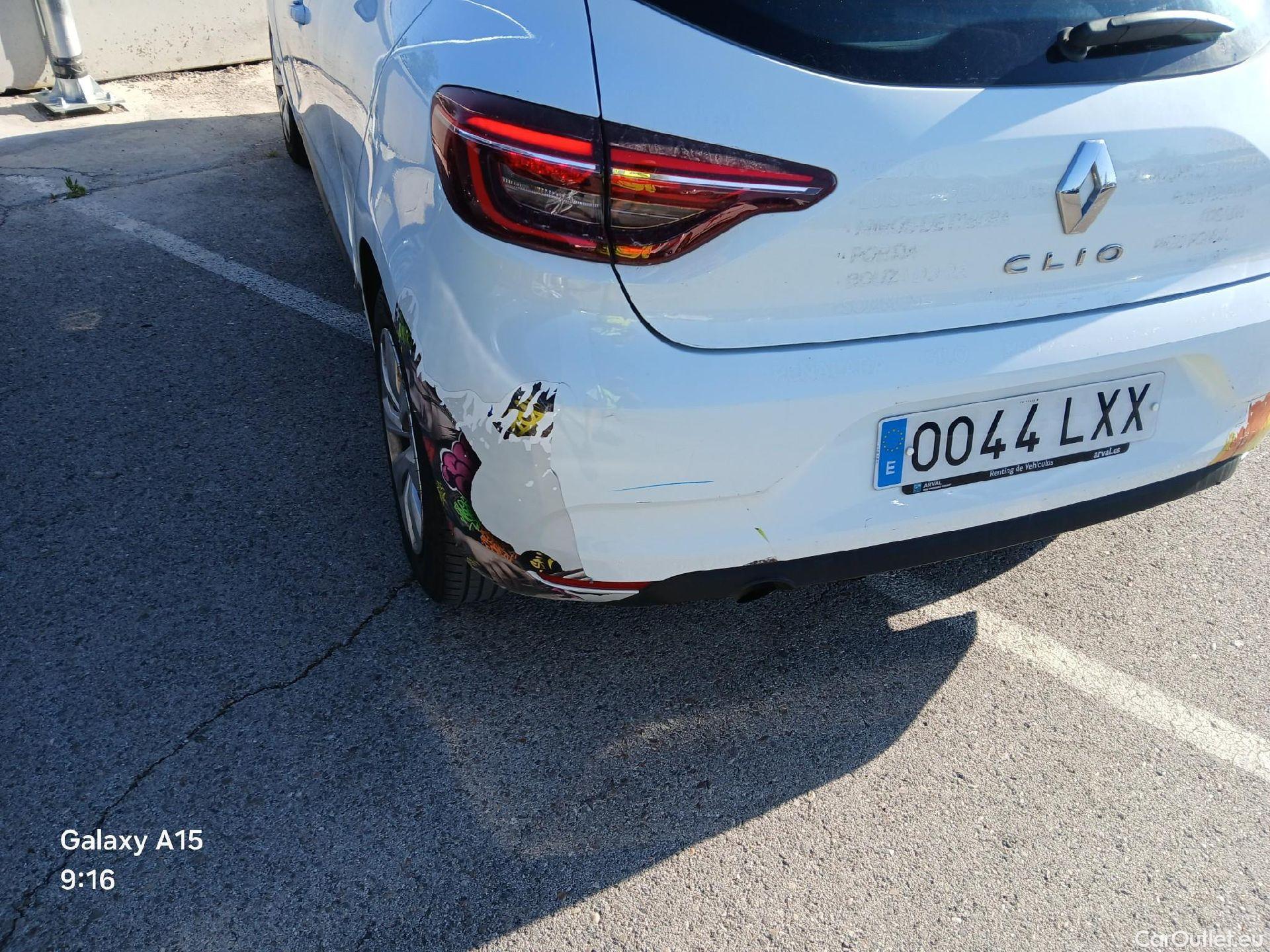  Renault  Clio RENAULT  / 2019 / 5P / berlina con portón Business Blue dCi 74kW (100CV) #26