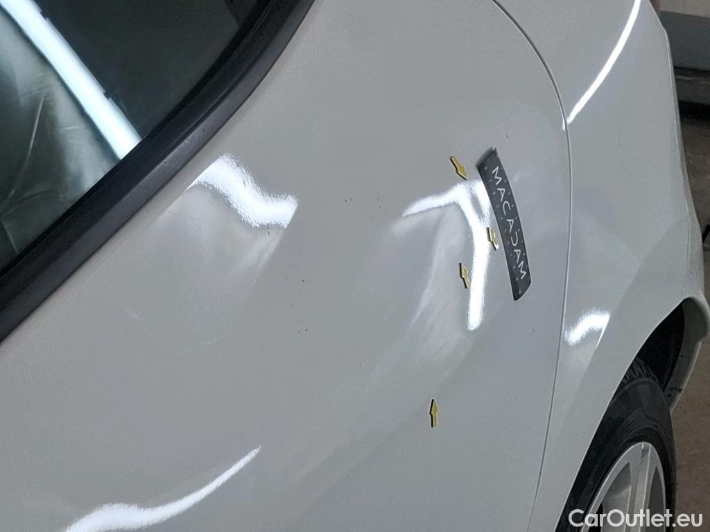  Renault  Clio  IV Business 0.9 TCe 90CV BVM5 E6 #15