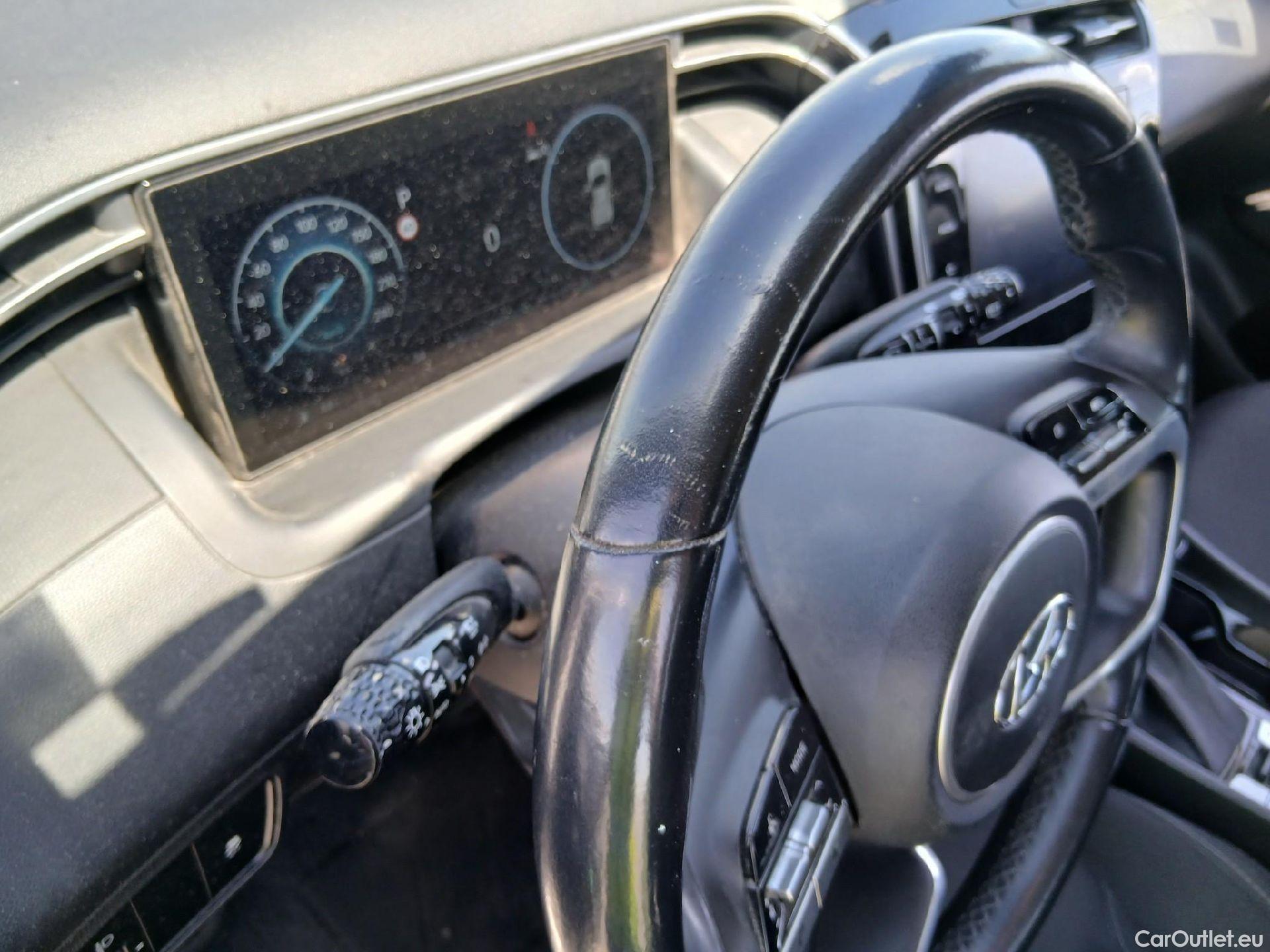  Hyundai  Tucson HYUNDAI  / 2020 / 5P / todoterreno 1.6 CRDI 100kW (136CV) 48V Maxx DCT #15