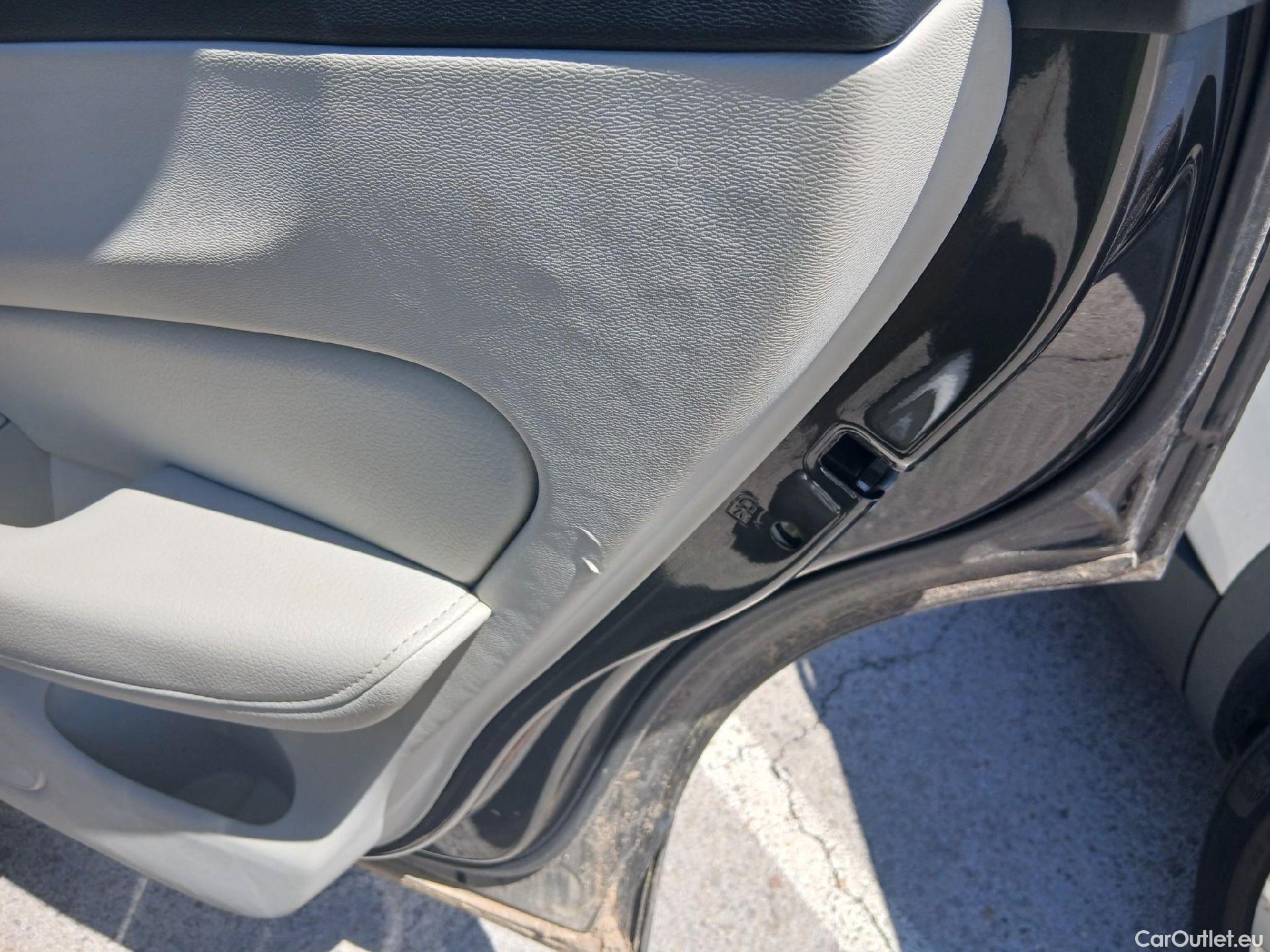  Volvo  XC60 VOLVO  2.0 B4 D Momentum Pro Auto 197 CV #1