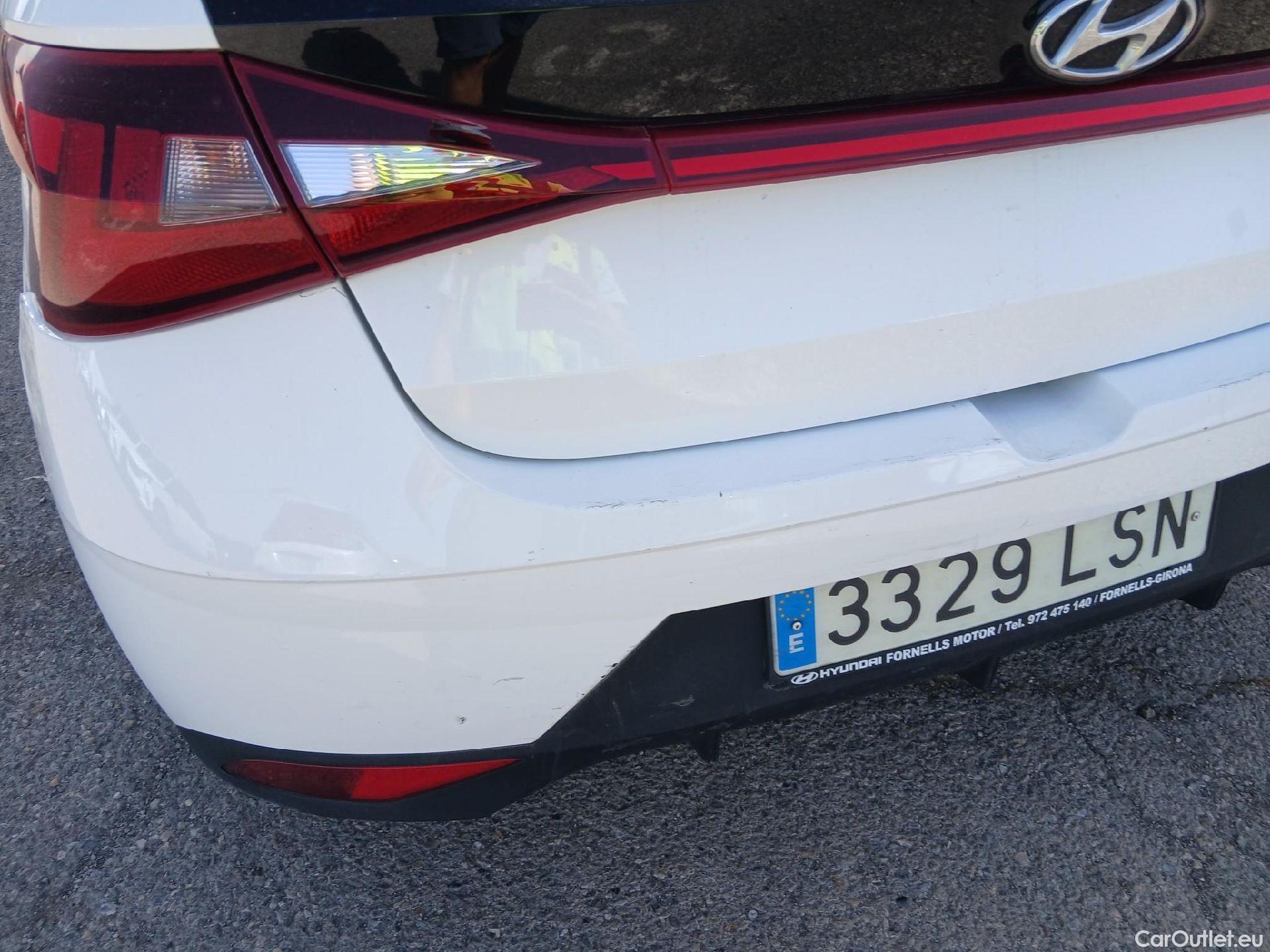  Hyundai  i20 HYUNDAI  / 2020 / 5P / berlina con portón 1.0 TGDI 74kW (100CV) 48V Essence #23