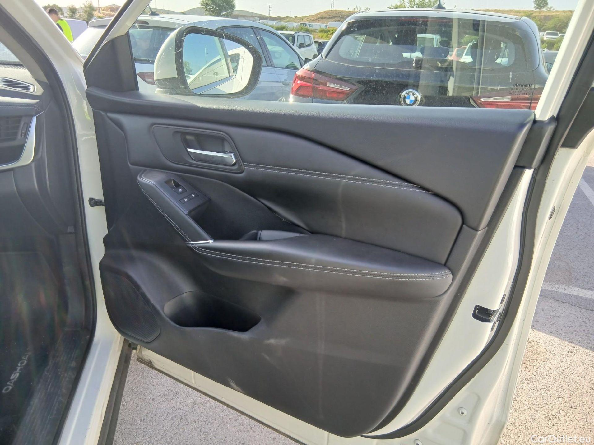  Nissan  Qashqai NISSAN  / 2021 / 5P / todoterreno DIG-T 116kW mHEV Xtronic 4x4 N-Connecta #42