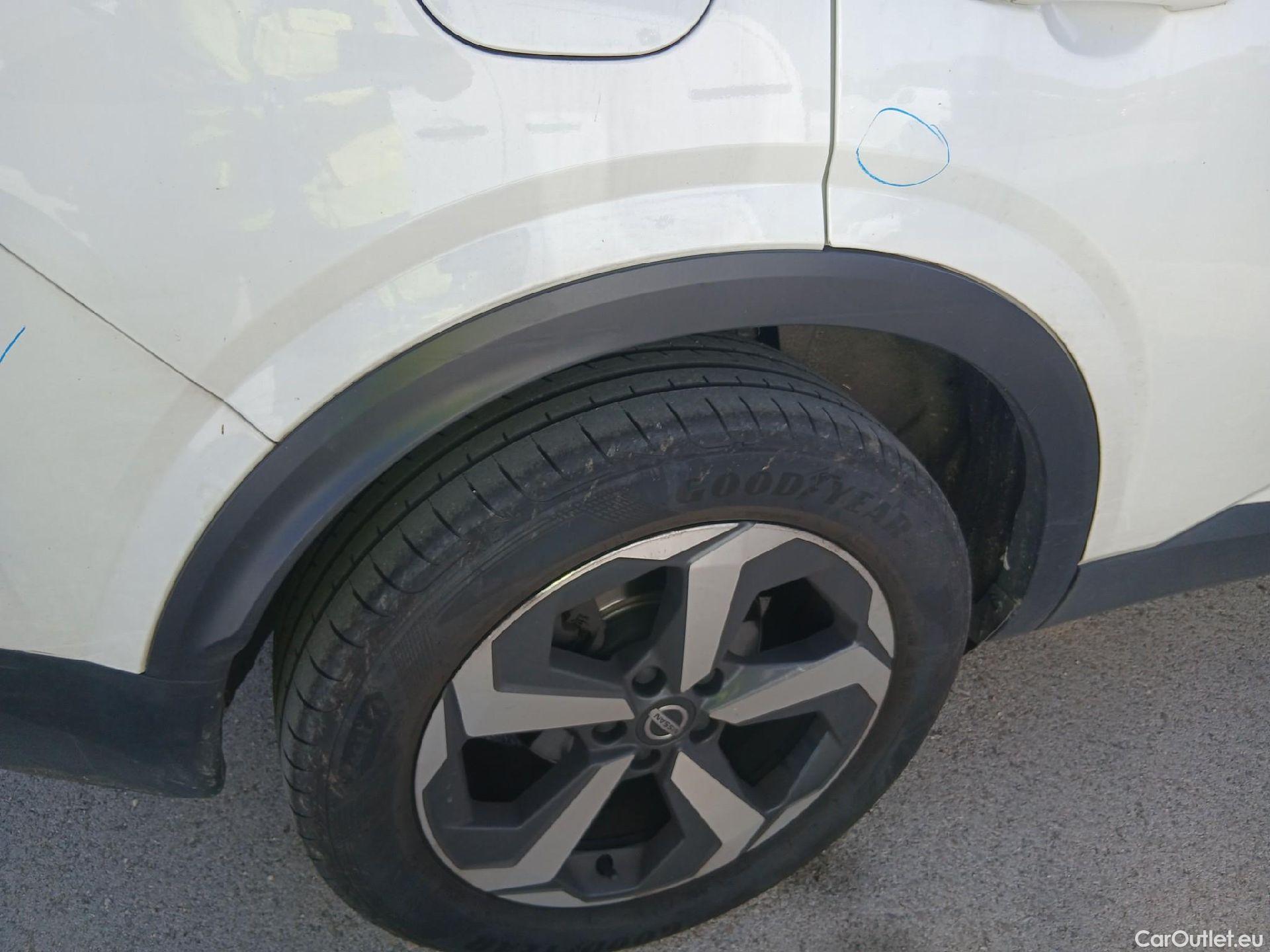  Nissan  Qashqai NISSAN  / 2021 / 5P / todoterreno DIG-T 116kW mHEV Xtronic 4x4 N-Connecta #38