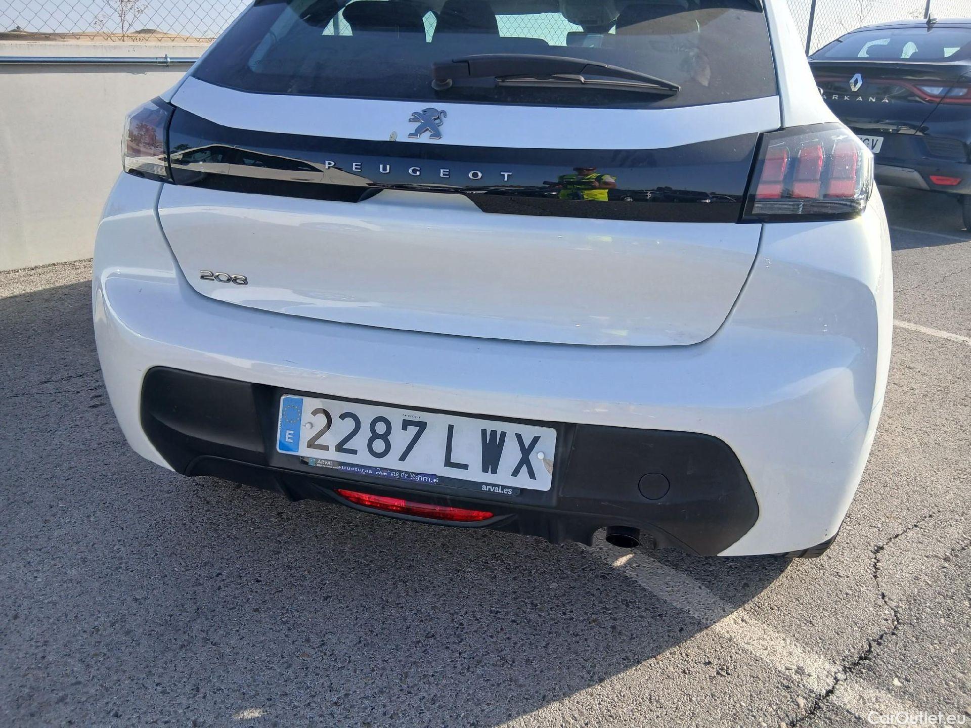  Peugeot  208 PEUGEOT  / 2019 / 5P / berlina con portón BlueHDi 73kW (100CV) Active #30