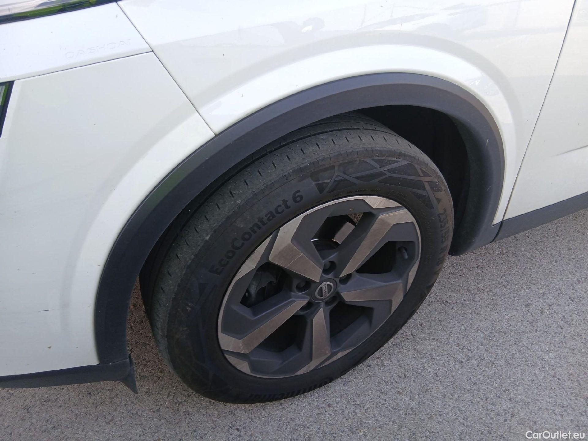  Nissan  Qashqai NISSAN  / 2021 / 5P / todoterreno DIG-T 116kW mHEV Xtronic 4x4 N-Connecta #11