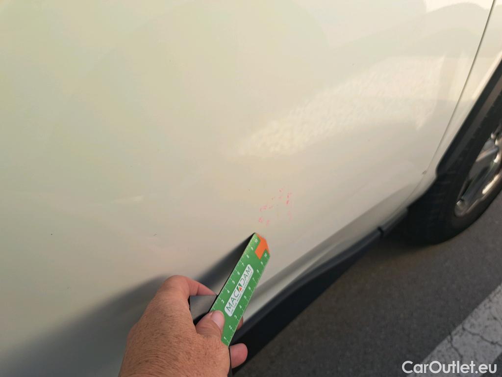  Toyota  RAV4 TOYOTA  / 2018 / 5P / todoterreno 2.5l 220H Advance 4WD #8