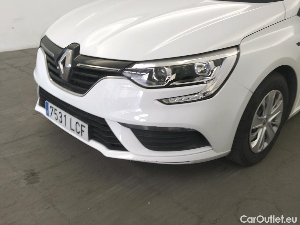  Renault  Megane RENAULT Mégane / 2015 / 5P / berlina con portón Life Blue dCi 70kW (95CV) #17