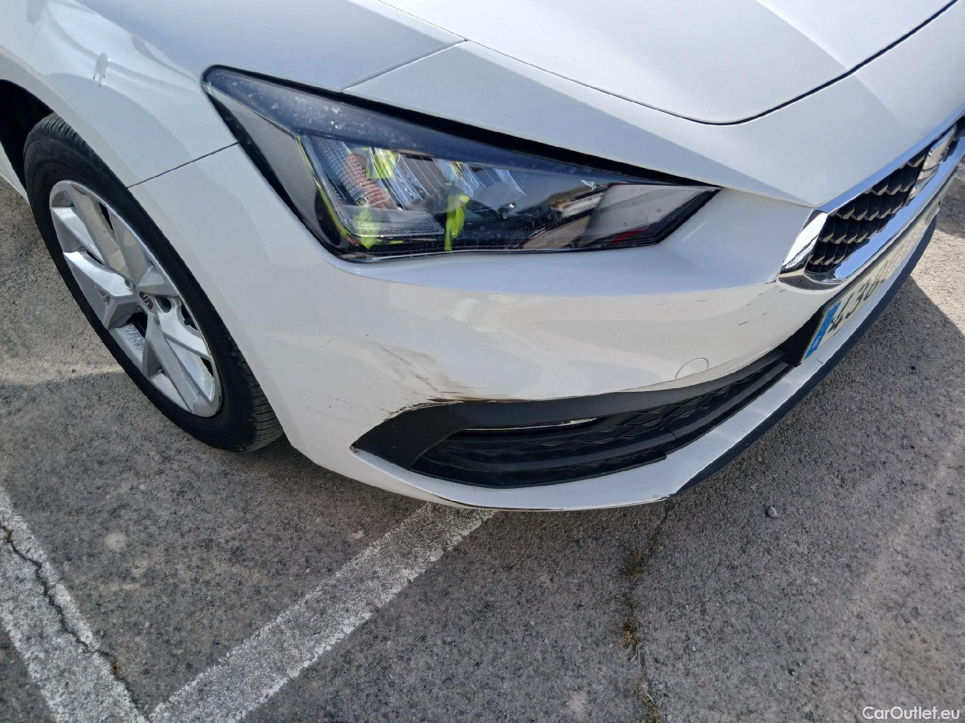  Seat  Leon SEAT Nuevo León / 2020 / 5P / familiar SP 2.0 TDI 85kW Style Go(SP) #12