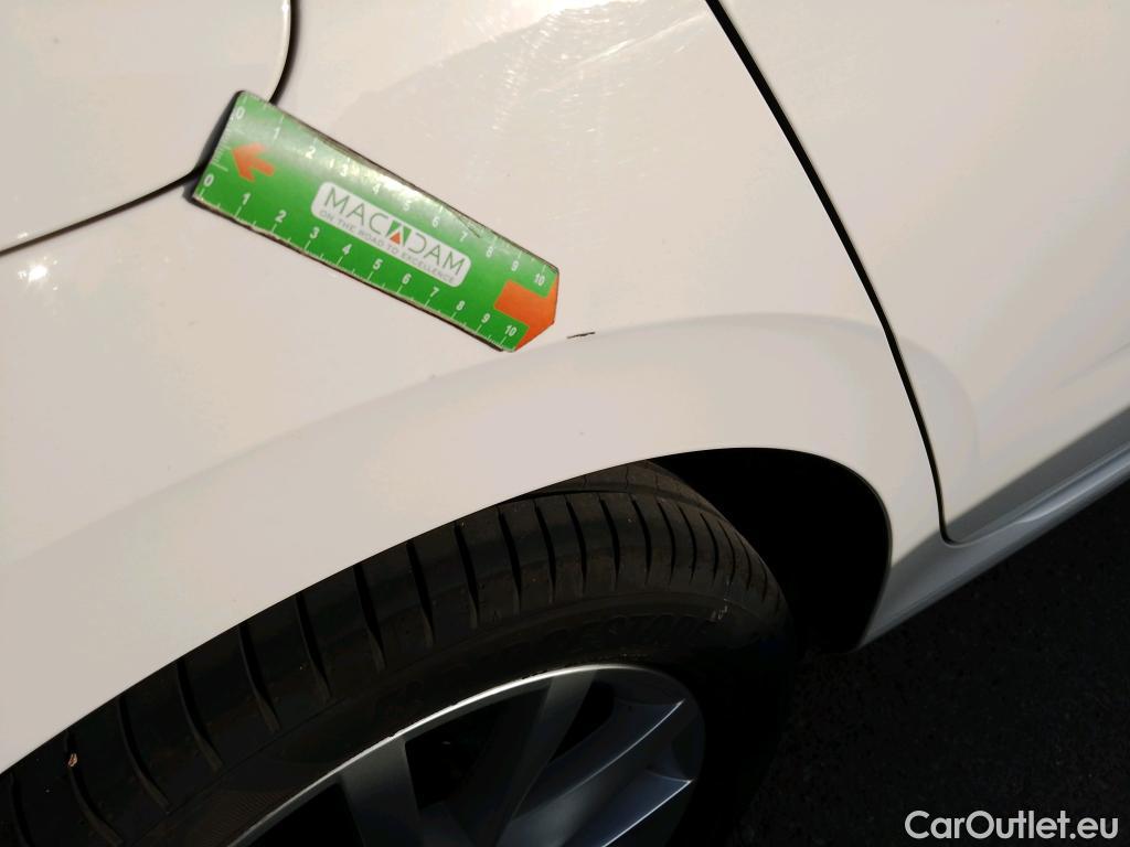  Skoda  Scala SKODA  / 2019 / 5P / berlina con portón 1.0 TSI 81KW (110 CV) Emotion #2