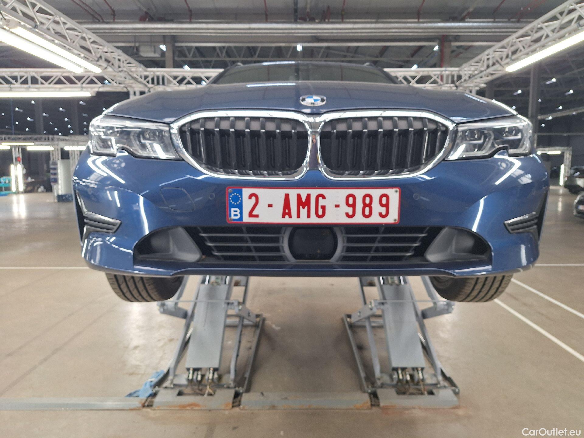 Bmw  Serie 3 BMW, 3-serie Touring '18, BMW 3 Reeks Touring 330e (215 kW) 5d #26