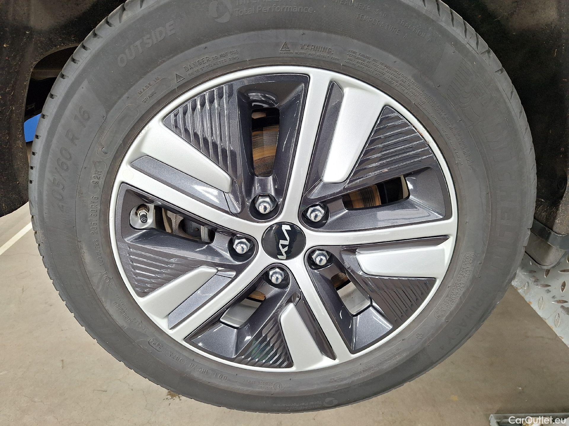  KIA  Niro Kia,  FL'19 PHEV, KIA  Pulse 1.6 GDi PHEV 6DCT 5d #64