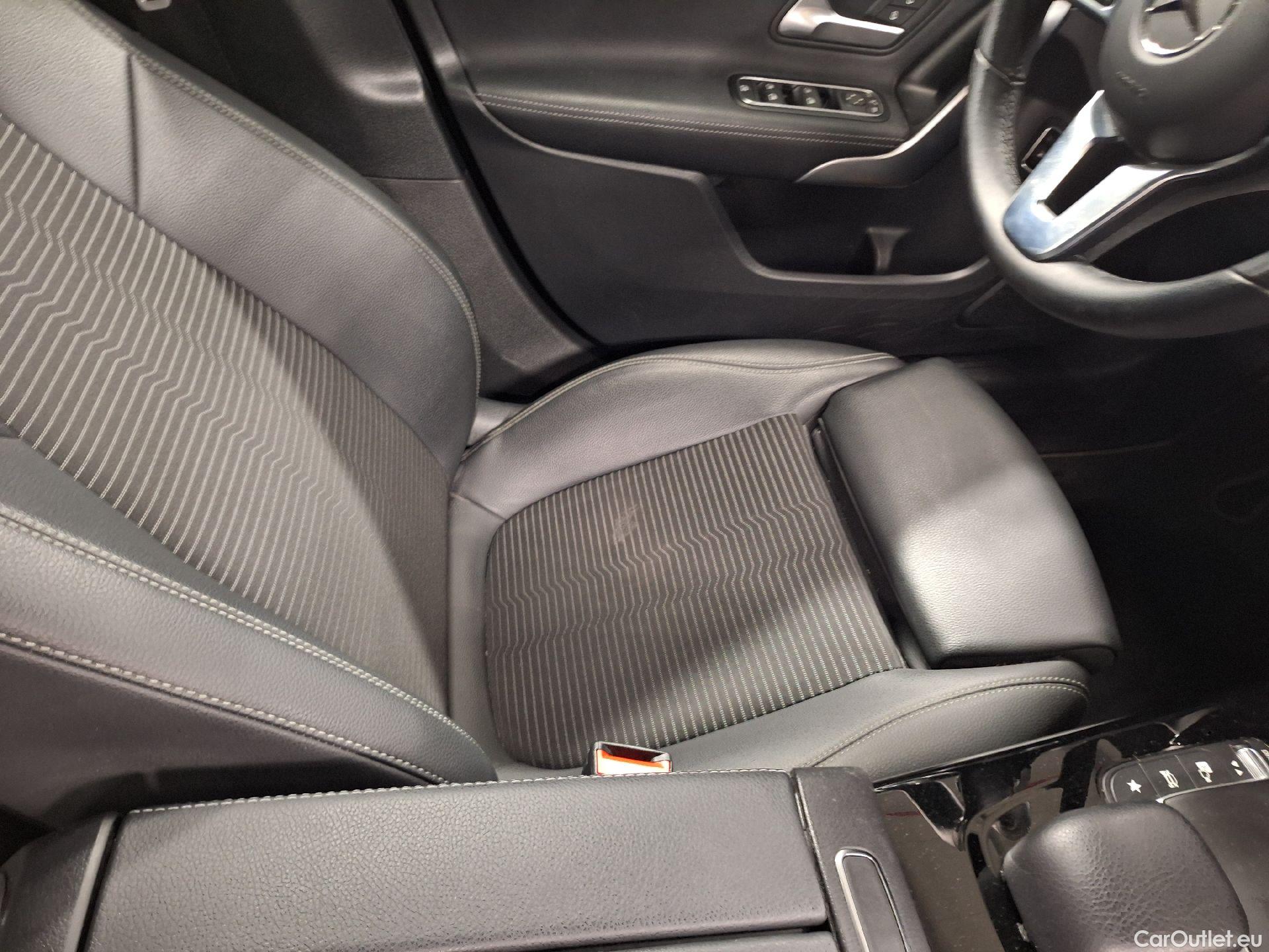  Mercedes  A-Klasse Mercedes, A-Class '18 PHEV, Mercedes-Benz  A 250 e Luxury Line 5d #11