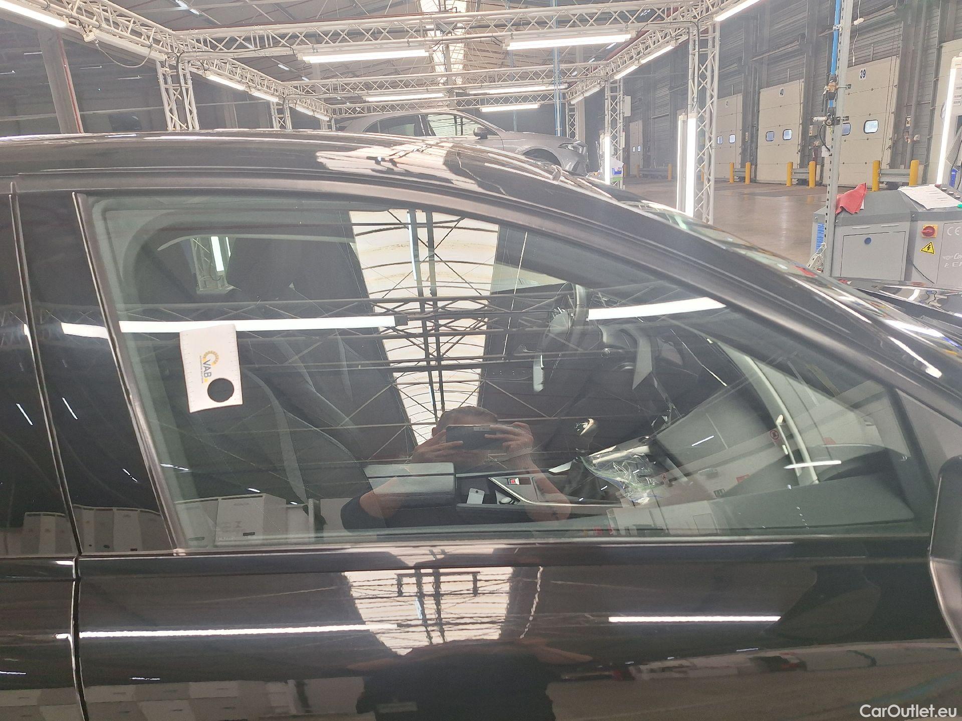  Peugeot  308 Peugeot,  SW '21, Peugeot  SW 1.5 BlueHDi 130 S&S Allure 5d #18