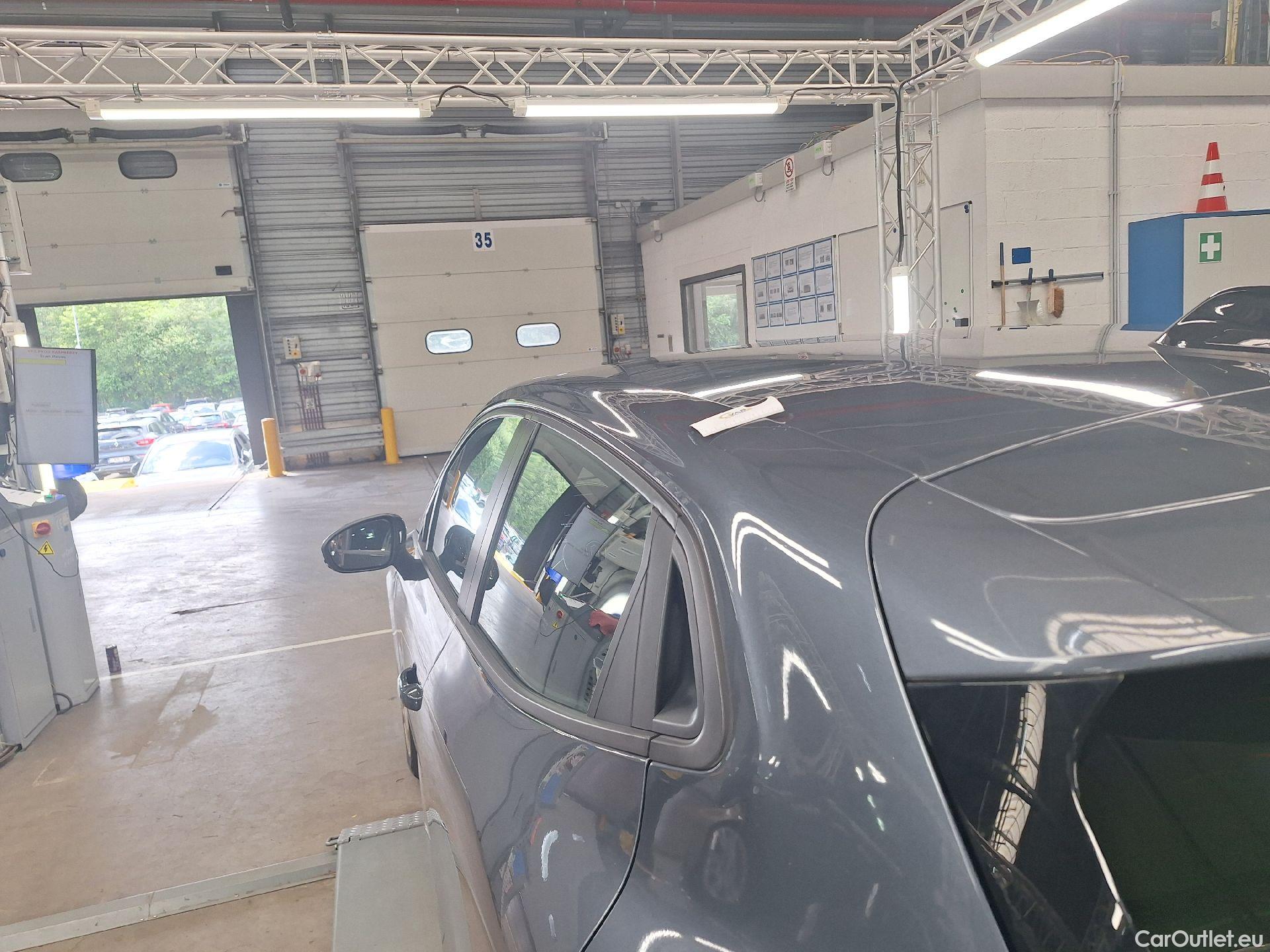  Renault  Clio Renault,  '19, Renault  Blue dCi 85 Corporate Edition 5d #25