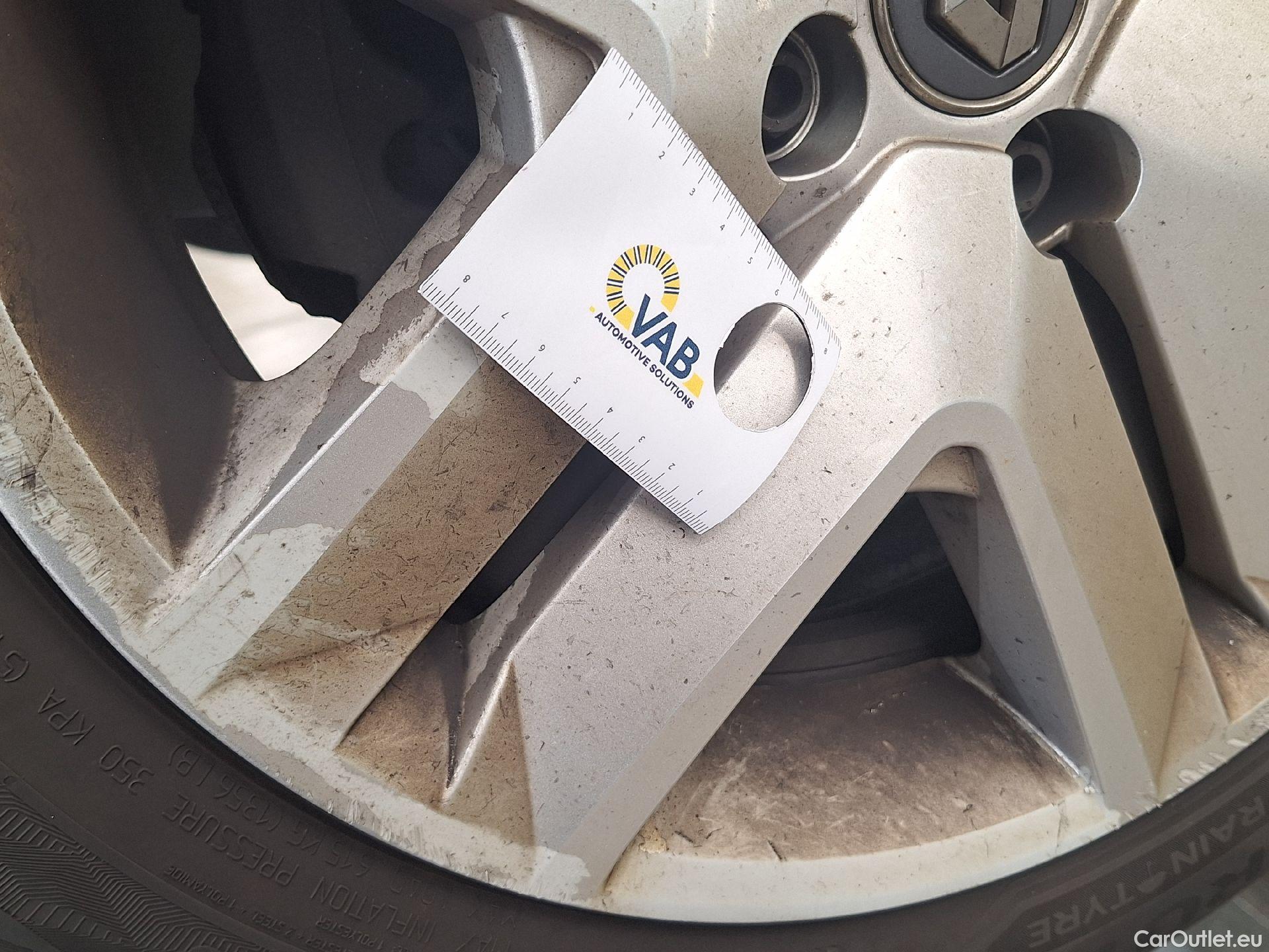  Renault  Clio Renault,  '19, Renault  Blue dCi 85 Corporate Edition 5d #50