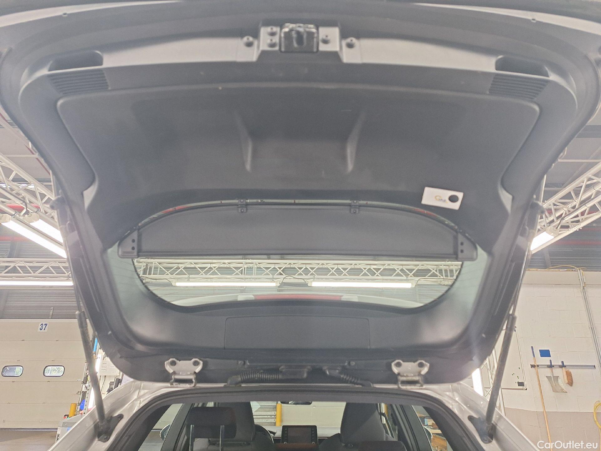  Toyota  Corolla Toyota,  TS '19, Toyota  Touring Sports 1.8 Hybrid Dynamic e #8