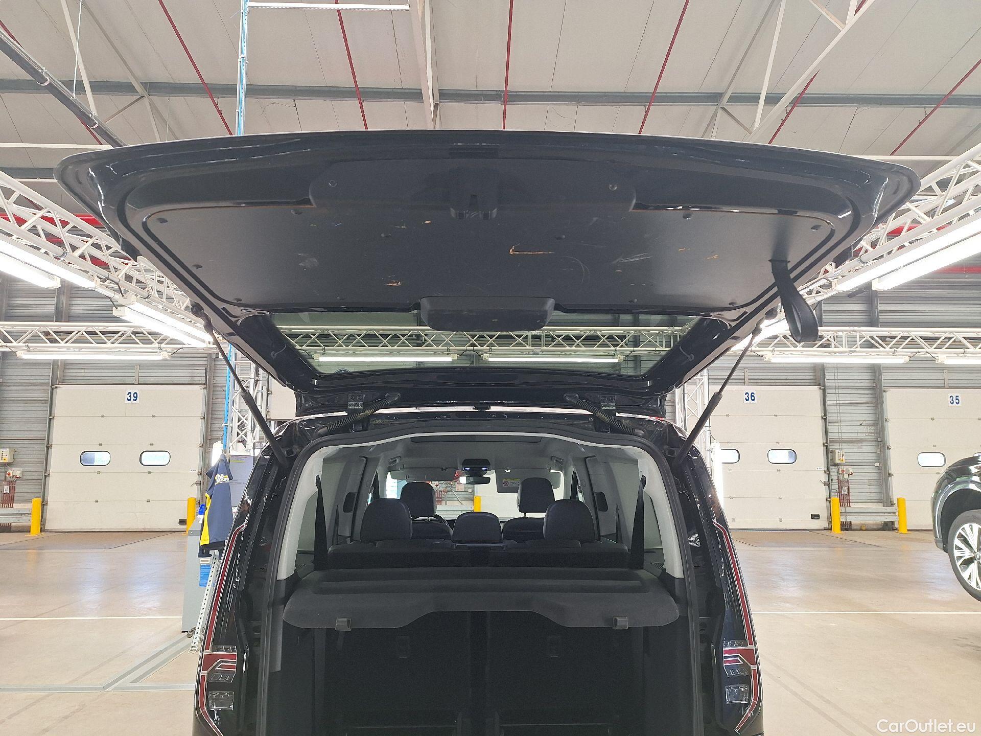  Volkswagen  Caddy VW,  '20, Volkswagen  Maxi 2.0 TDI 90 kW DSG Maxi Style 7pl #79