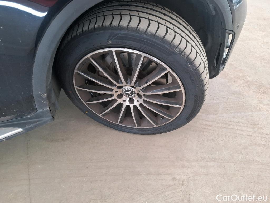 Mercedes  G-Klasee MERCEDES-BENZ GLC Coupe / 2019 / 5P / Coupé 2.0 GLC 300 DE BUSINESS LINE 4MATIC #48