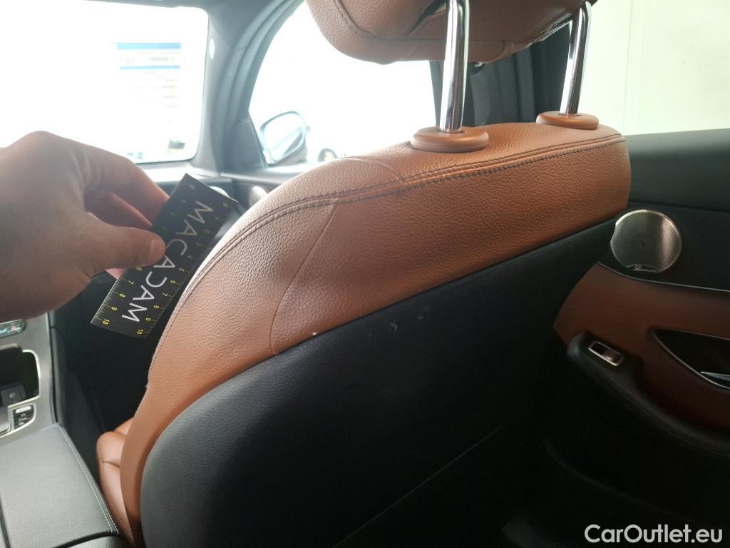  Mercedes  G-Klasee MERCEDES-BENZ GLC Coupe / 2019 / 5P / Coupé 2.0 GLC 300 DE BUSINESS LINE 4MATIC #76