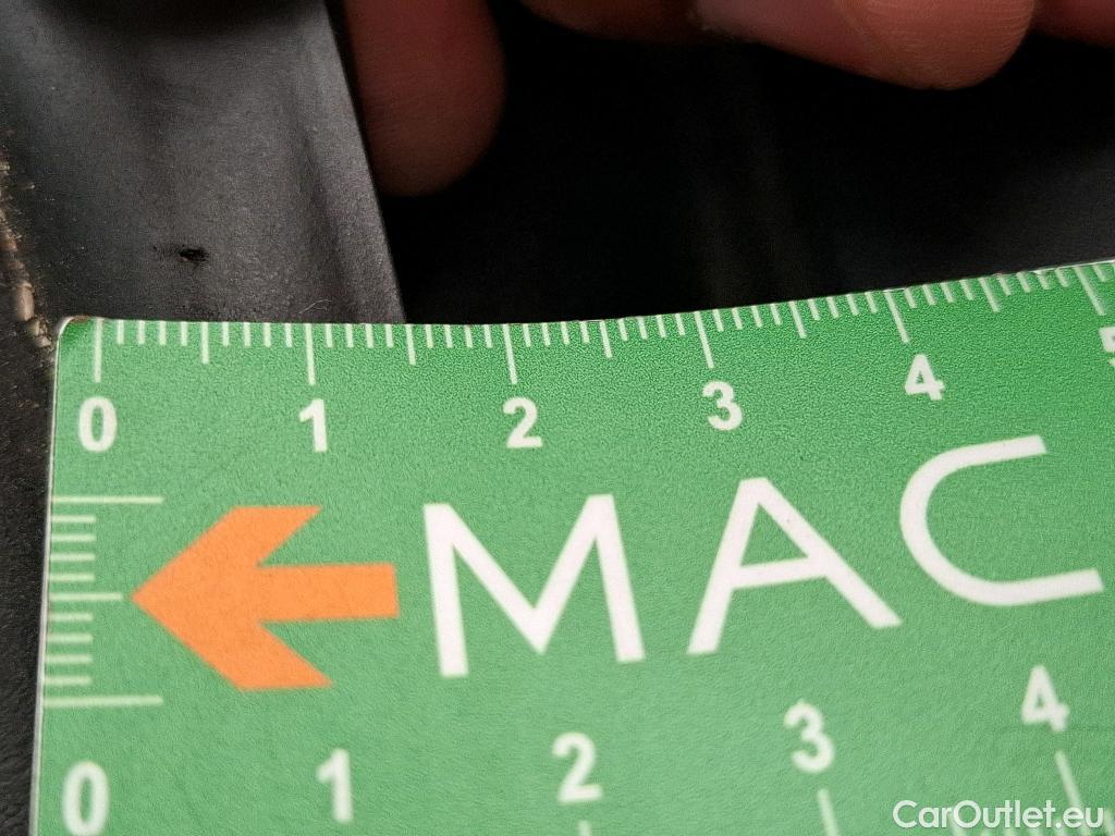  Land Rover  Range Rover LAND ROVER  Velar / 2017 / 5P / SUV 2.0 P400e PHEV BVA Velar Edition(SP) #34