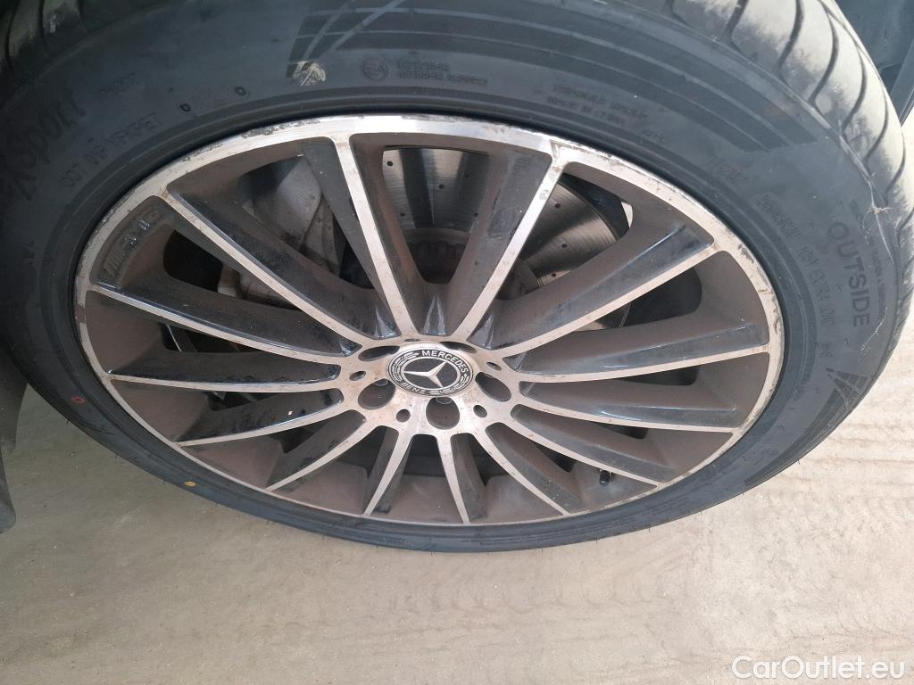  Mercedes  G-Klasee MERCEDES-BENZ GLC Coupe / 2019 / 5P / Coupé 2.0 GLC 300 DE BUSINESS LINE 4MATIC #49