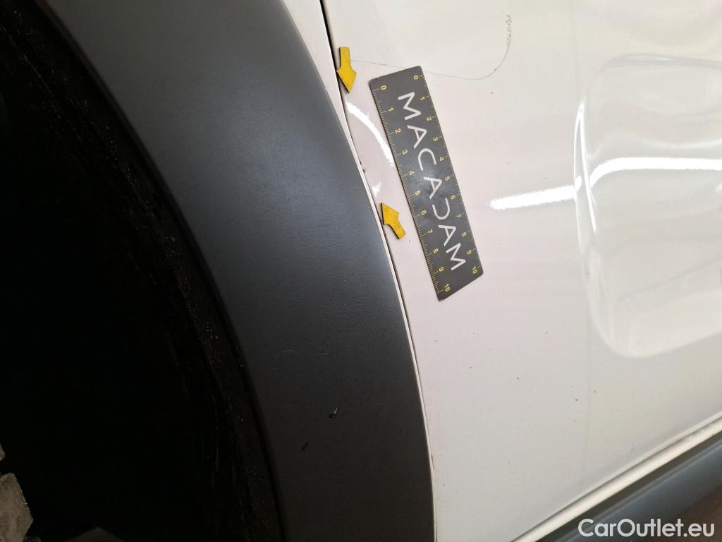  Citroen  C3 CITROEN  / 2016 / 5P / Berline PureTech 110 S&S BVM6 Shine Business #15