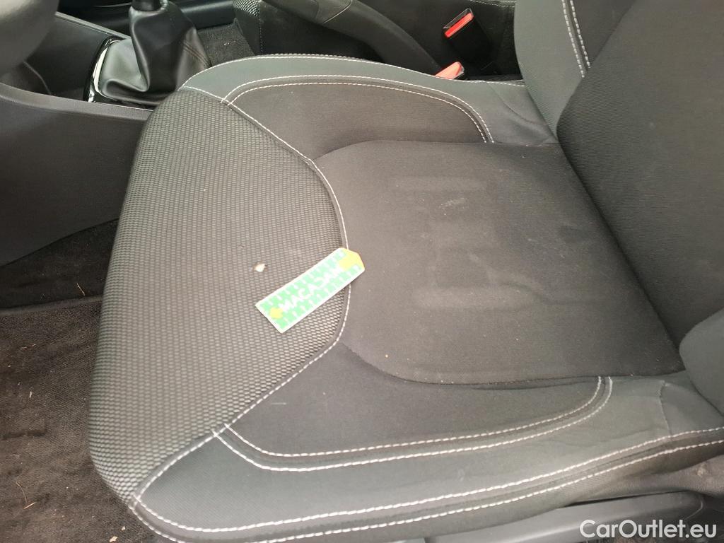  Renault  Clio  IV Air MediaNav 1.5 dCi 75CV BVM5 E6 #12