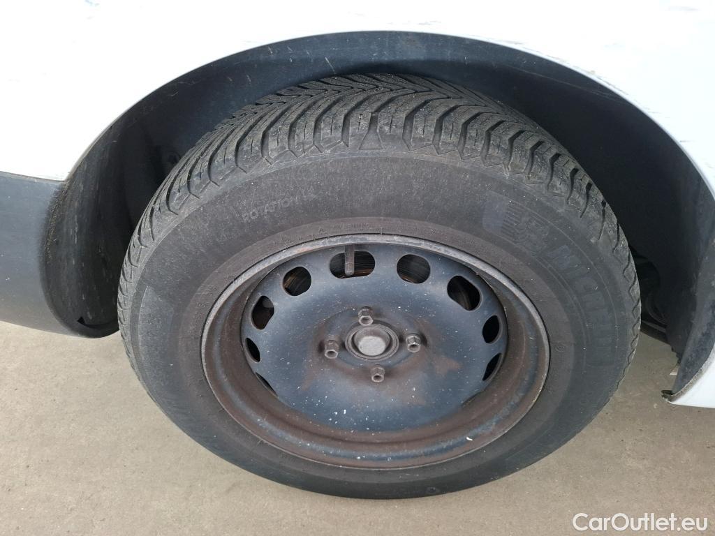  Citroen  Berlingo CITROEN  VU 3p EVL BlueHDi 100 ETG6 BusinessM fourgonnette (Ex 942V) #52