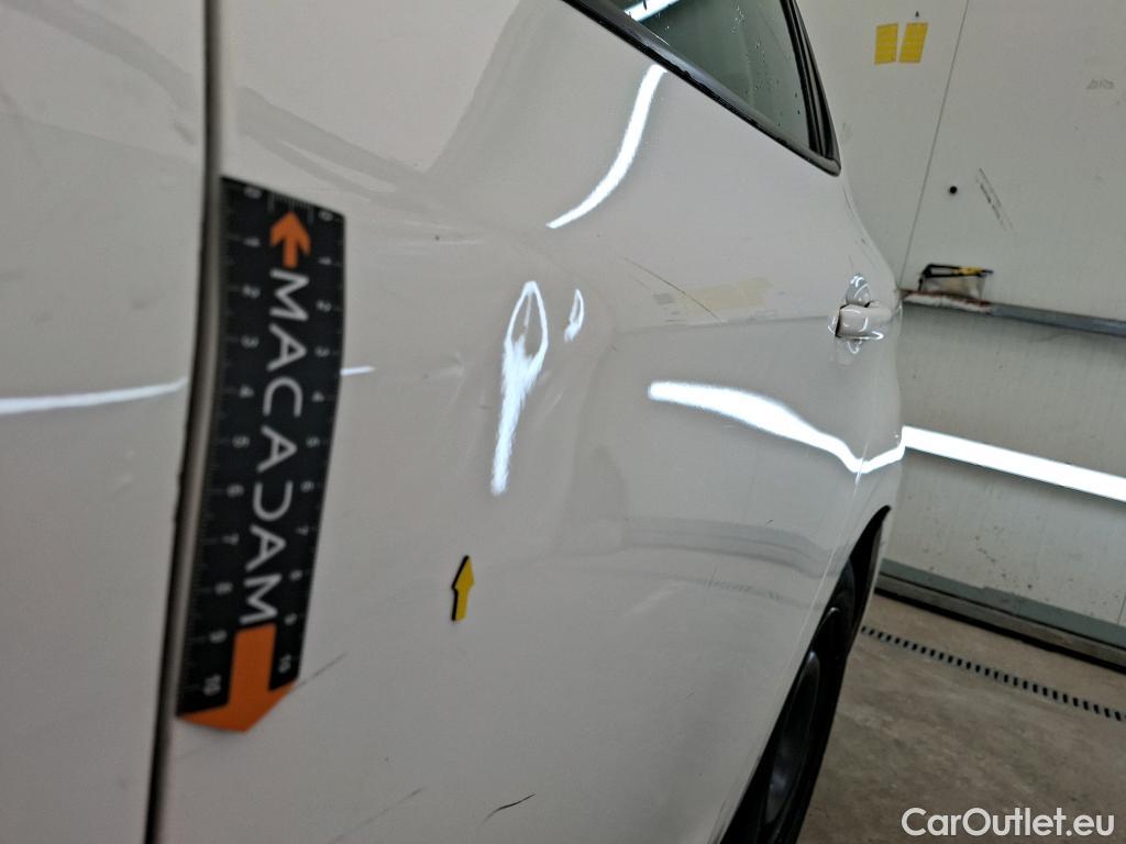  Peugeot  208  Affaire Premium Pack 1.2 80CV BVM5 E6dT #42