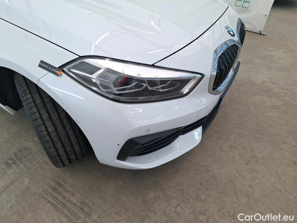  Bmw  Serie 1 BMW Série 1 / 2019 / 5P / Berline 116i DKG7 Business Design #1