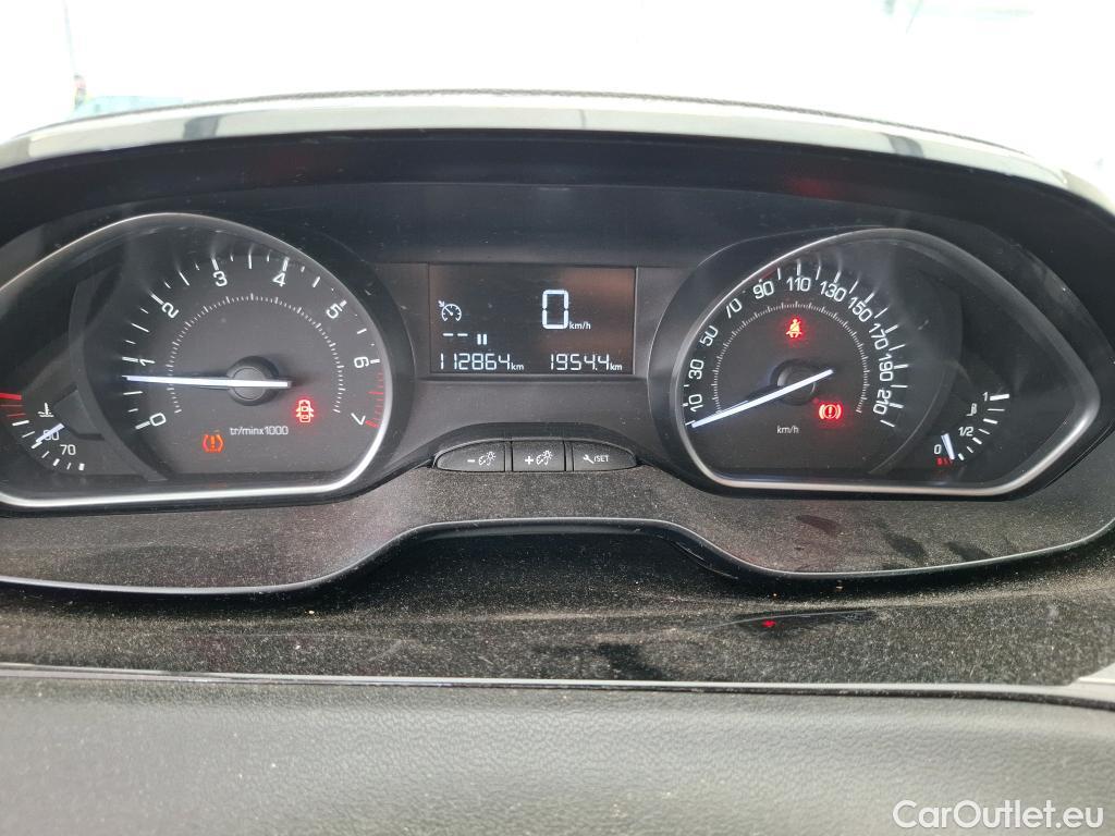  Peugeot  208  Affaire Premium Pack 1.2 80CV BVM5 E6dT #109
