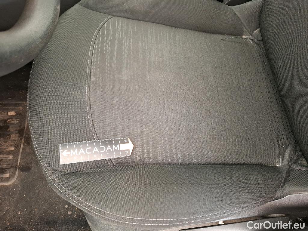  Peugeot  208  Affaire Premium Pack 1.2 80CV BVM5 E6dT #98