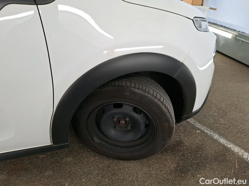  Citroen  C3  Société Feel 1.2 PureTech 80CV BVM5 E6d #43
