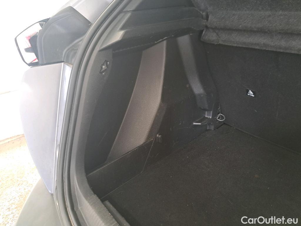  Peugeot  2008  Active Business 1.2 PureTech 100CV BVM6 E6d #16