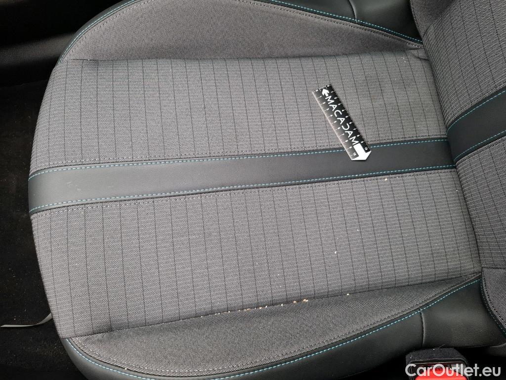  Peugeot  208  Allure Business 1.2 PureTech 100CV BVM6 E6d #13