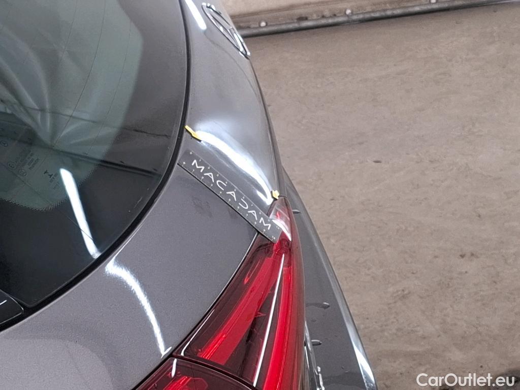  Mercedes  A-Klasse MERCEDES-BENZ Classe A Compact / 2018 / 5P / Berline A 200 d Business Line 8G-DCT #10