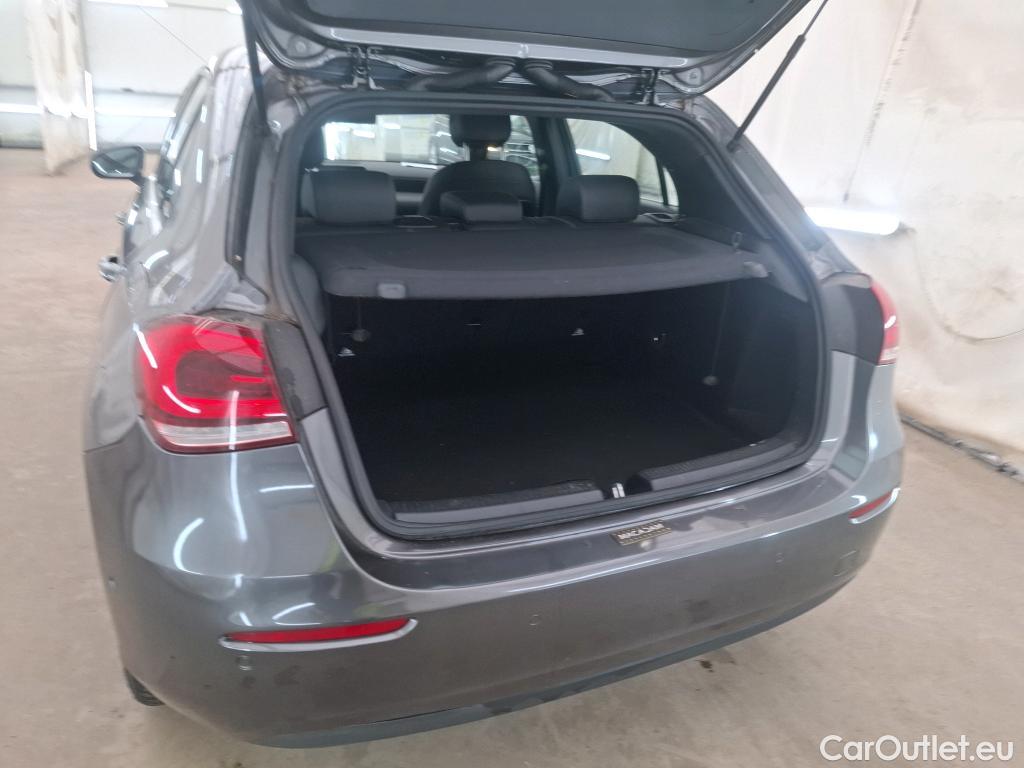  Mercedes  A-Klasse MERCEDES-BENZ Classe A Compact / 2018 / 5P / Berline A 200 d Business Line 8G-DCT #35