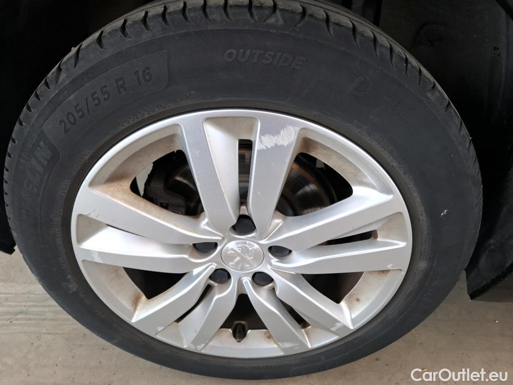  Peugeot  308  Active Business 1.5 HDi 130CV BVA8 E6d #24