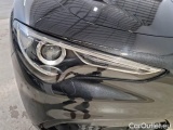  Alfa Romeo   STELVIO ALFA ROMEO / 2017 / 5P / SUV 2.2 TD 190 CV SUPER BUSINESS AT8 Q4 #44
