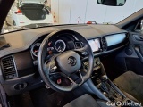  Skoda  Kodiaq SKODA  / 2021 / 5P / SUV 1.5 TSI ACT SPORTLINE DSG 7P #3