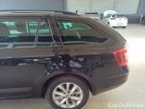  Skoda  Octavia SKODA  / 2016 / 5P / STATION WAGON 2.0 TDI EXECUTIVE DSG #82