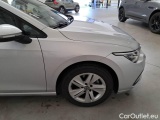  Volkswagen  Golf  VOLKSWAGEN / 2019 / 5P / BERLINA 2.0 TDI SCR 85KW LIFE DSG #55
