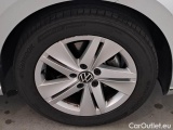  Volkswagen  Golf  VOLKSWAGEN / 2019 / 5P / BERLINA 2.0 TDI SCR 85KW LIFE DSG #76