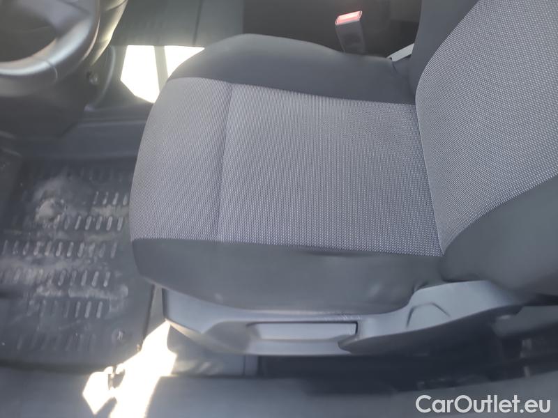  Peugeot  Partner   (2018) Part.1.5BHDI 75 L1 Active 4d #8