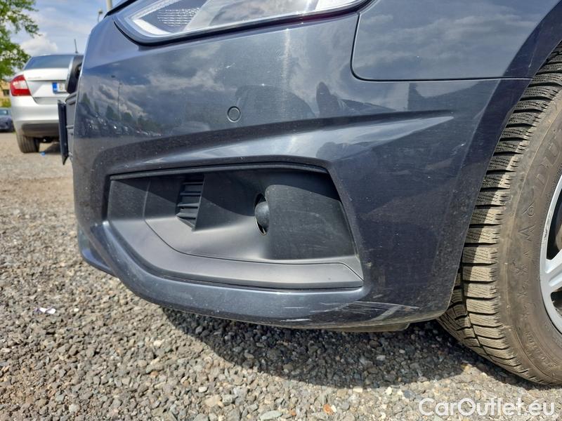  Audi  A4  Avant (8WD)  (2019)  Av. 35 2.0TFSI 110 AT #2