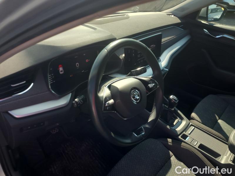  Skoda  Octavia  Lim. (NX3)(2020)  1.5TSI 110 Style 5d #11