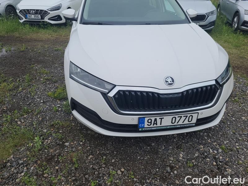  Skoda  Octavia  Lim. (NX3)(2020)  1.5TSI 110 Ambition 5d #2