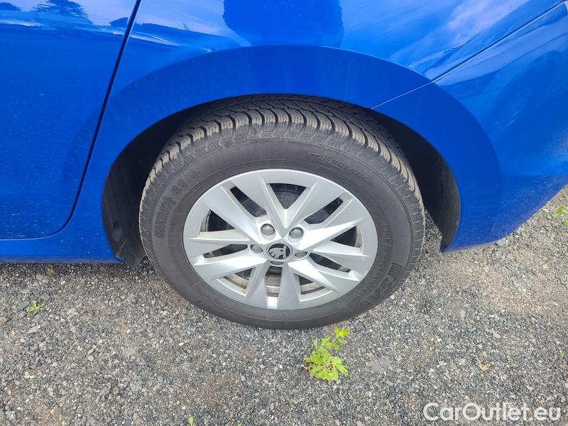  Skoda  Fabia  (PJ3) (2021)  1.0 MPI 70 Style 5d
 #11